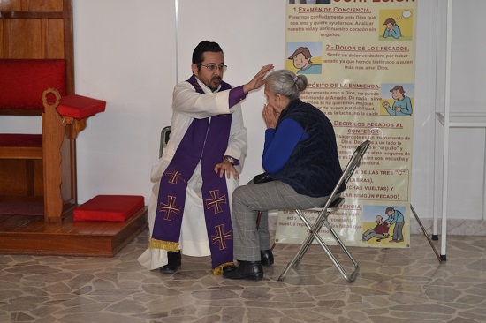 comienza por confesar tus pecados al padre por medio de su hijo