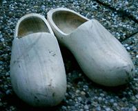 clogs