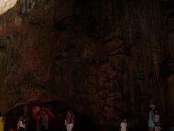 dentro de la gruta de san gabriel